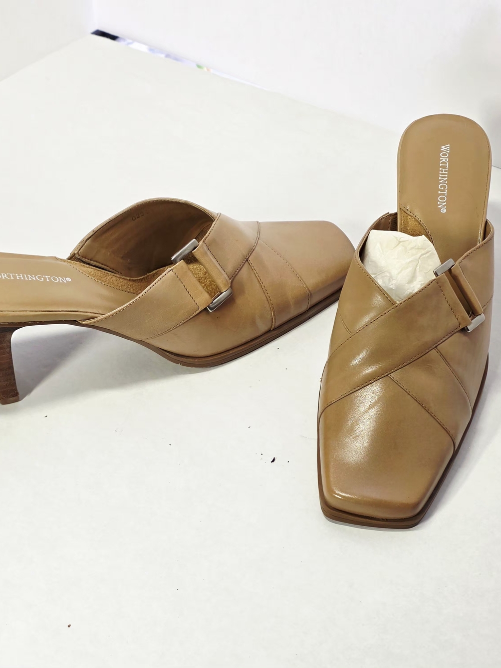 Worthington Tan  Slip On Leather Mule Square Toe Square Heel Buckle! Accent 8M